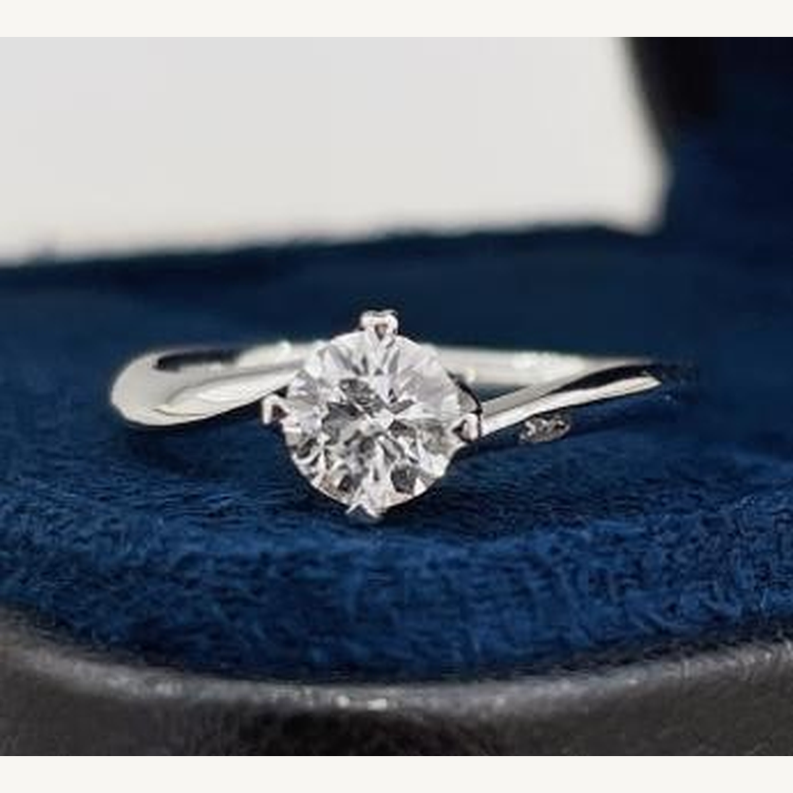 Petite solitaire ring Scale view